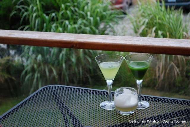 cocktails at the Willows Inn