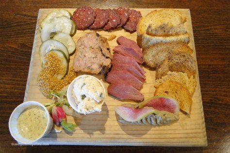 Charcuterie board : house made & locally sourced